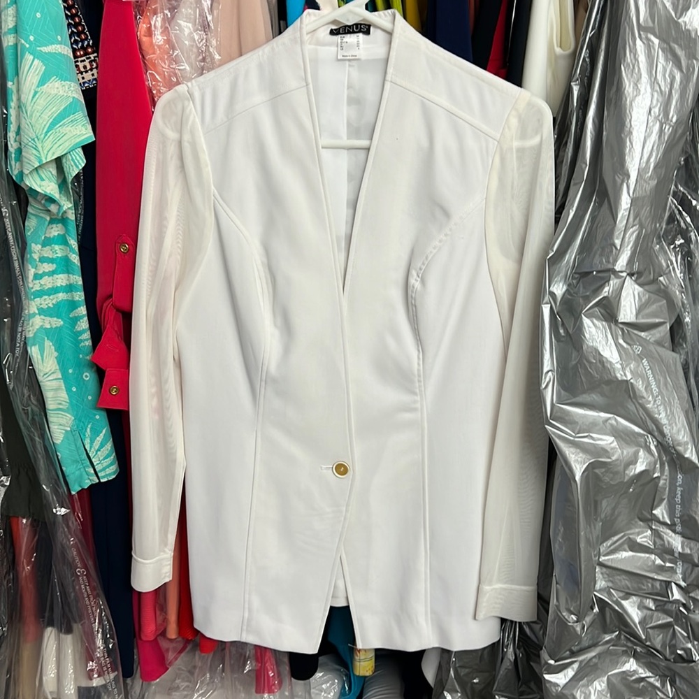 White Colored Beautiful Venus women’s blazer size 4